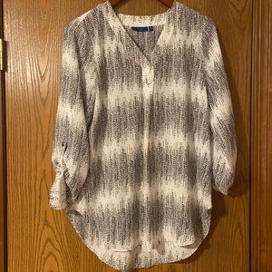 APT .9 Blouse ♥️